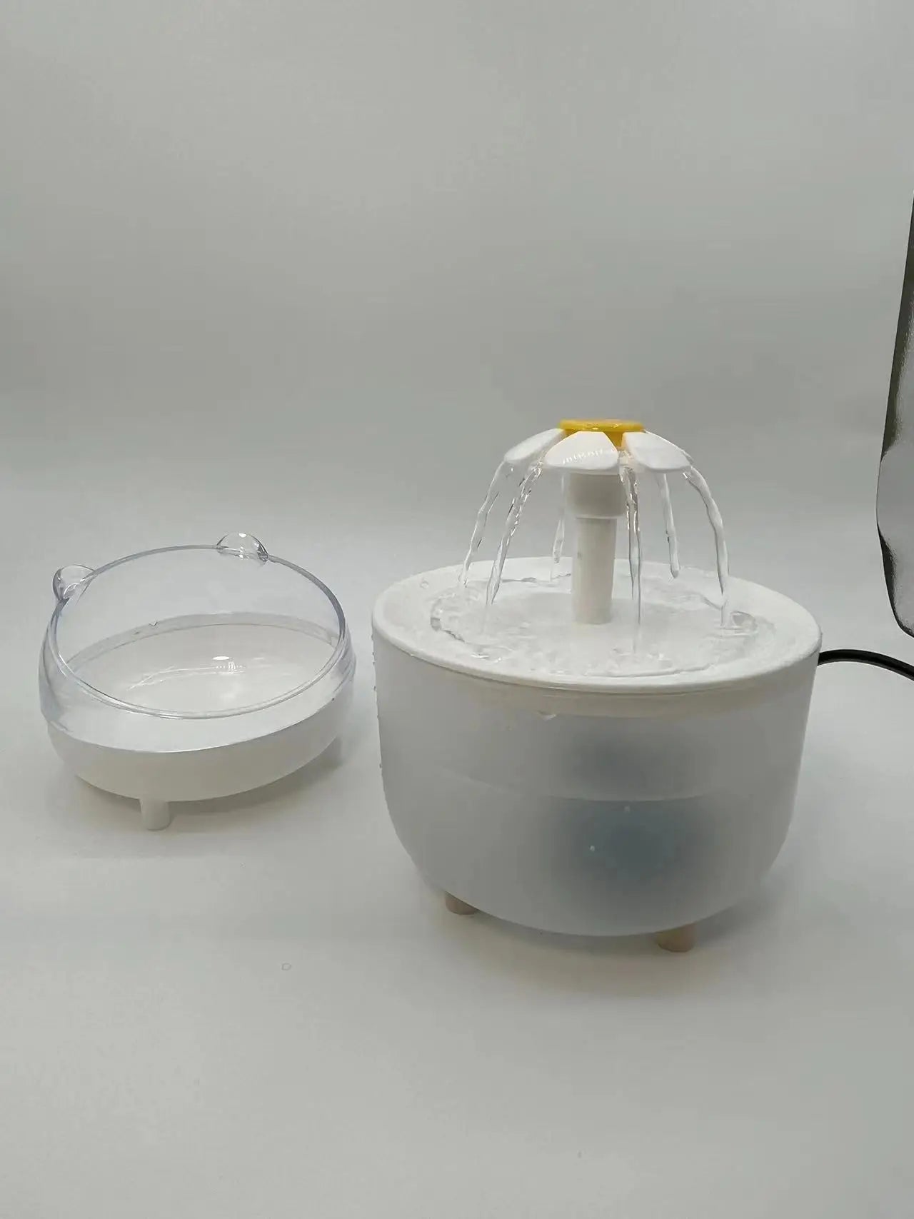 Cute Pet Flower Water Fountain
